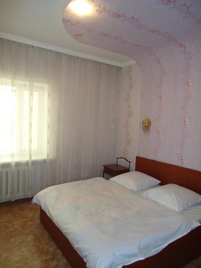 Hotel Alkuat Astana Buitenkant foto