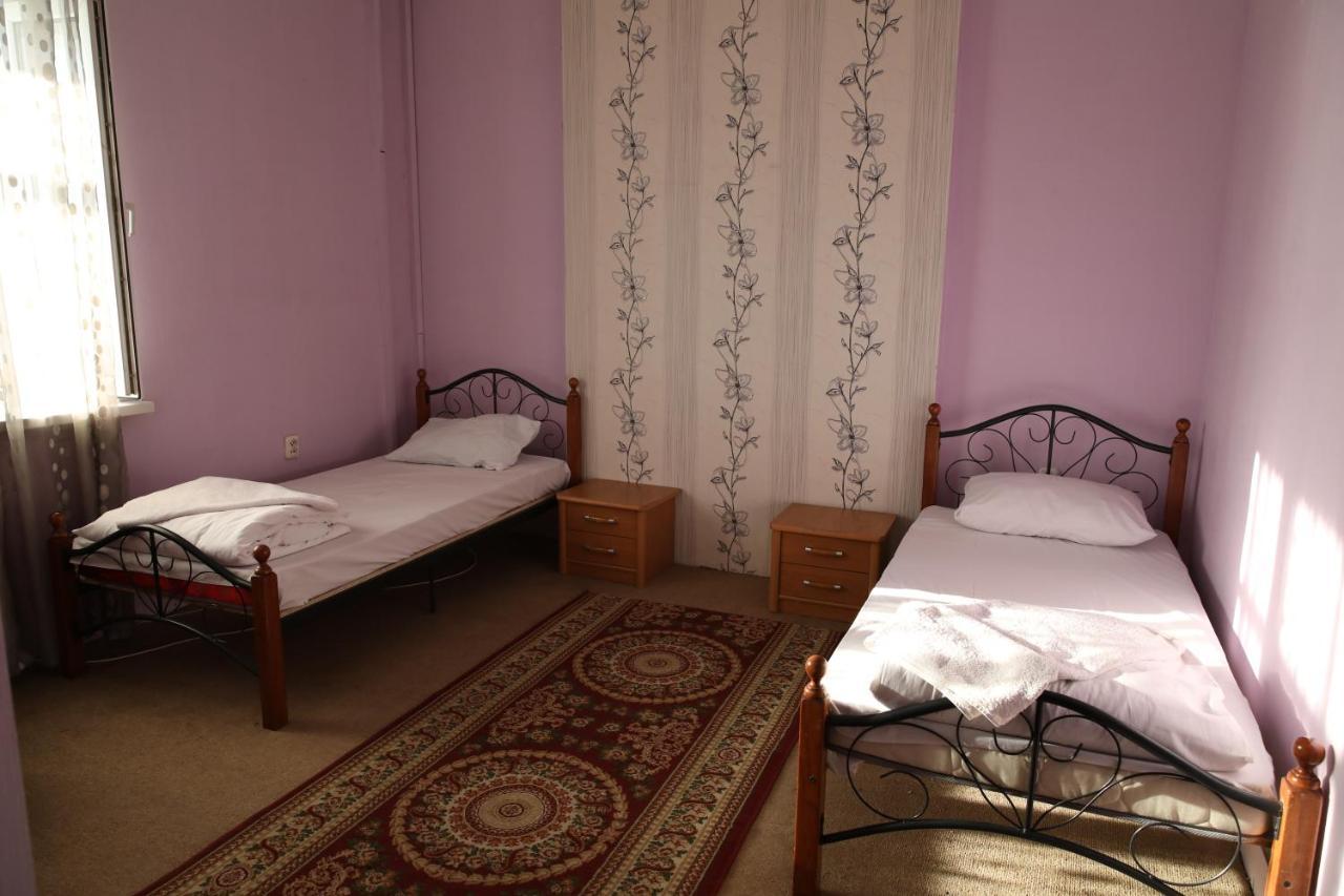Hotel Alkuat Astana Buitenkant foto